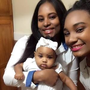 Meet your Posher, Elisabert